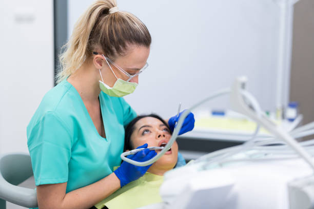 Best Broken or Cracked Tooth Emergency Dentist in Hamilton, MO